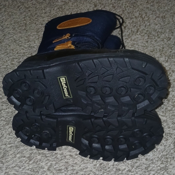 Women's LaCrosse Navy and Black Winter Boots - Picture 4 of 12